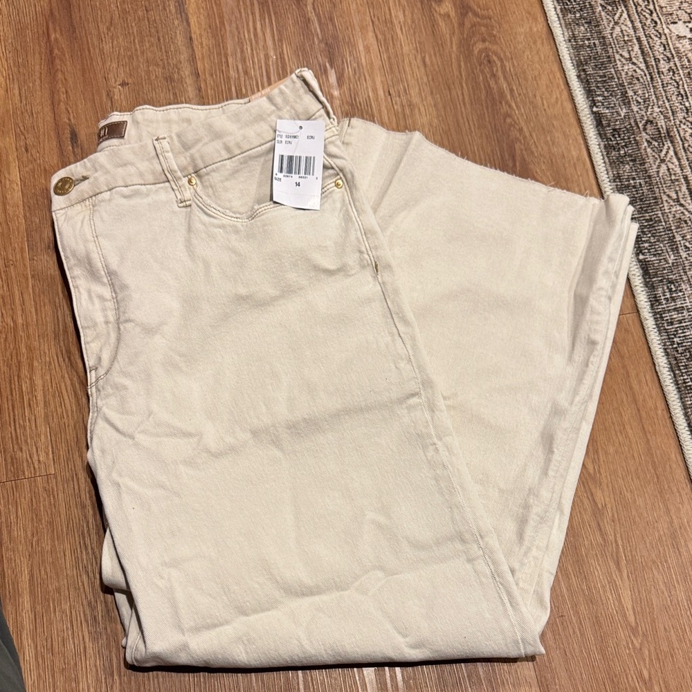 Women’s Cream Pants